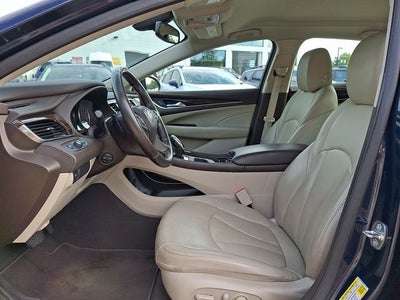 2017 Buick LaCrosse Essence