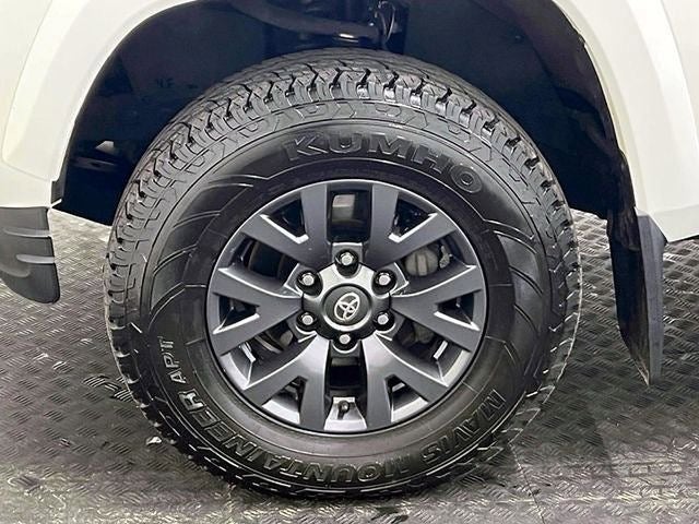 2022 Toyota Tacoma SR5 V6