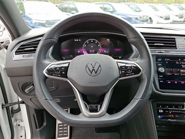 2024 Volkswagen Tiguan 2.0T SE R-Line Black