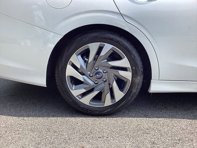 2025 Subaru LEGACY Limited