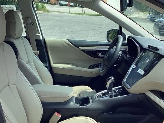 2025 Subaru LEGACY Limited