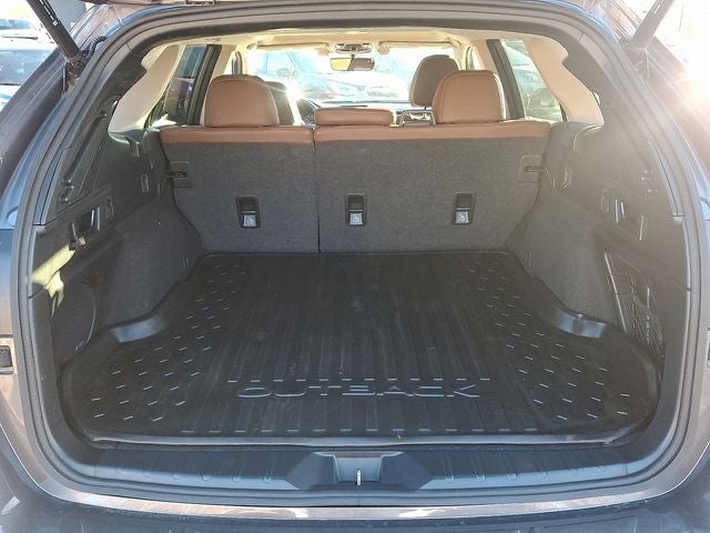 2022 Subaru Outback Touring
