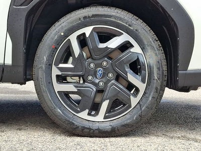 2026 Subaru FORESTER Premium Hybrid