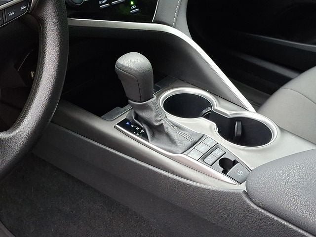 2024 Toyota Camry Hybrid LE