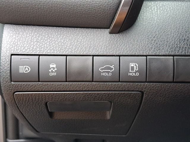 2024 Toyota Camry Hybrid LE