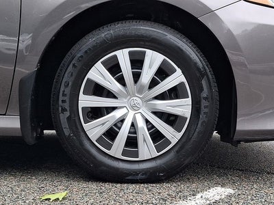 2024 Toyota Camry Hybrid LE