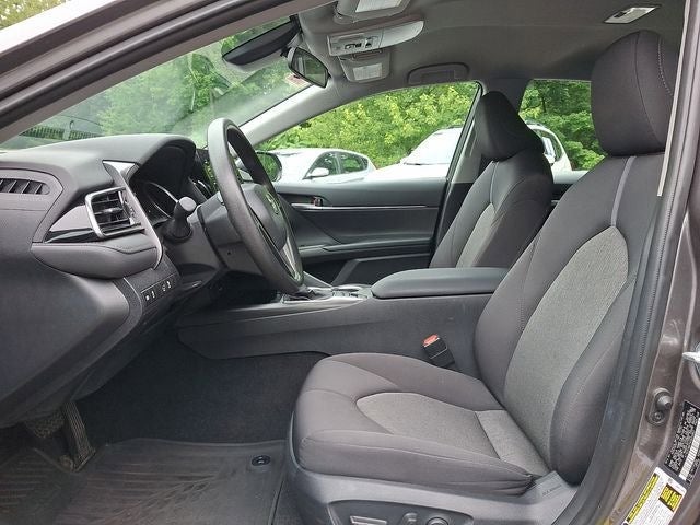 2024 Toyota Camry Hybrid LE