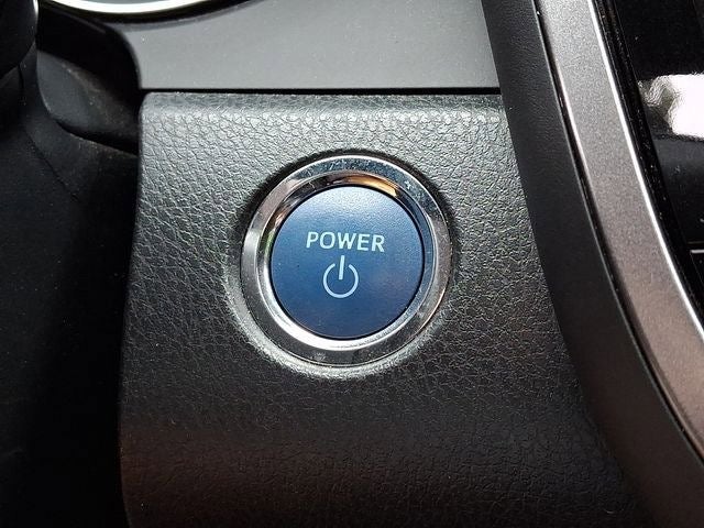 2024 Toyota Camry Hybrid LE
