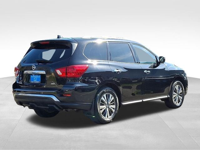 2020 Nissan Pathfinder S