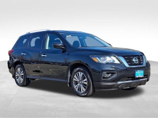 2020 Nissan Pathfinder S