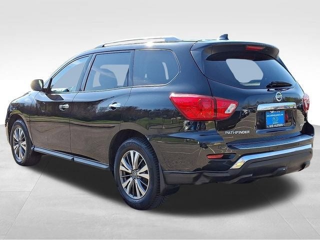 2020 Nissan Pathfinder S