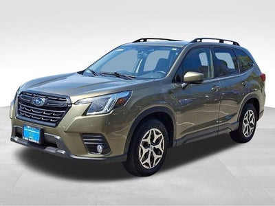 2022 Subaru Forester Premium