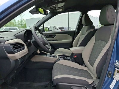 2025 Subaru Forester Base