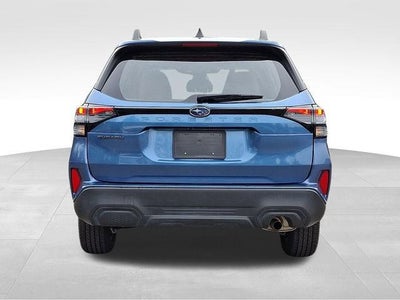 2025 Subaru Forester Base