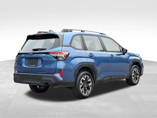 2025 Subaru Forester Base
