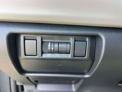 2025 Subaru Forester Base