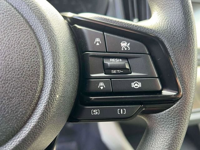 2025 Subaru Forester Base