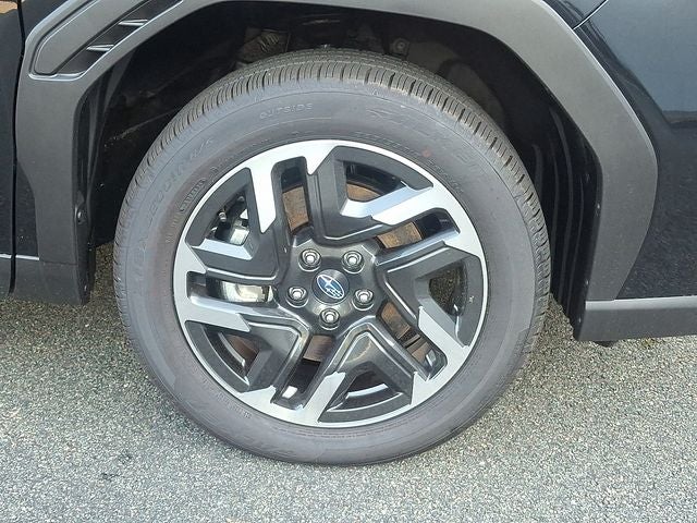 2025 Subaru FORESTER Limited Hybrid