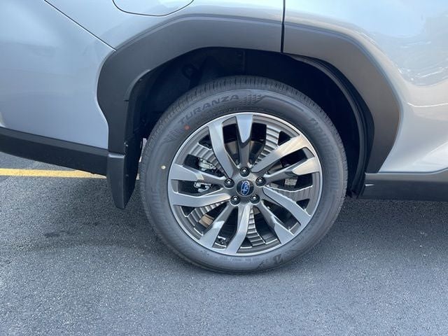 2025 Subaru FORESTER Touring Hybrid