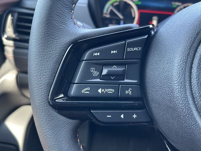 2025 Subaru FORESTER Touring Hybrid