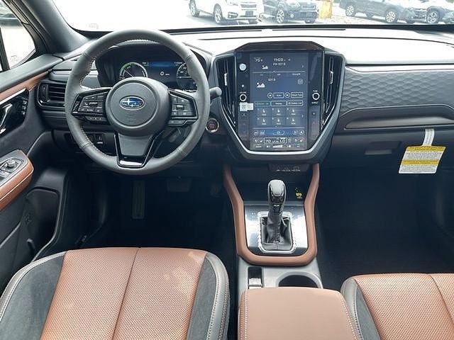 2025 Subaru FORESTER Touring Hybrid