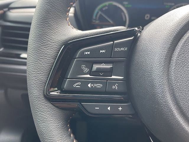 2025 Subaru FORESTER Touring Hybrid