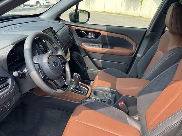 2025 Subaru FORESTER Touring Hybrid