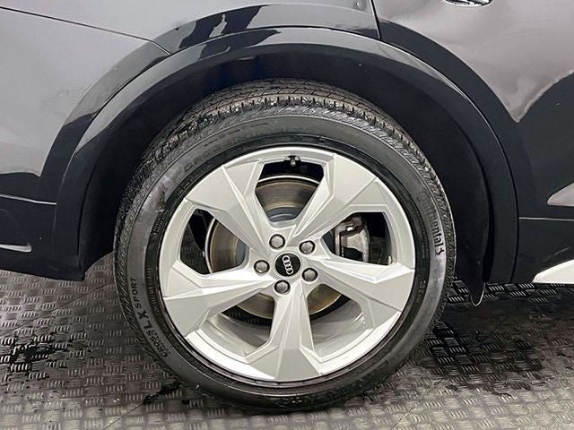 2023 Audi Q5 45 S line Premium quattro