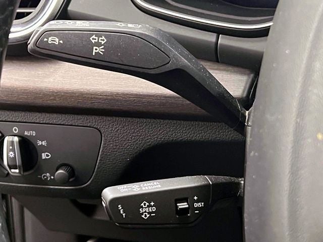 2023 Audi Q5 45 S line Premium quattro