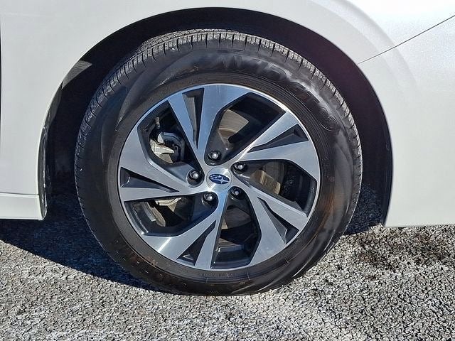 2025 Subaru Legacy Base