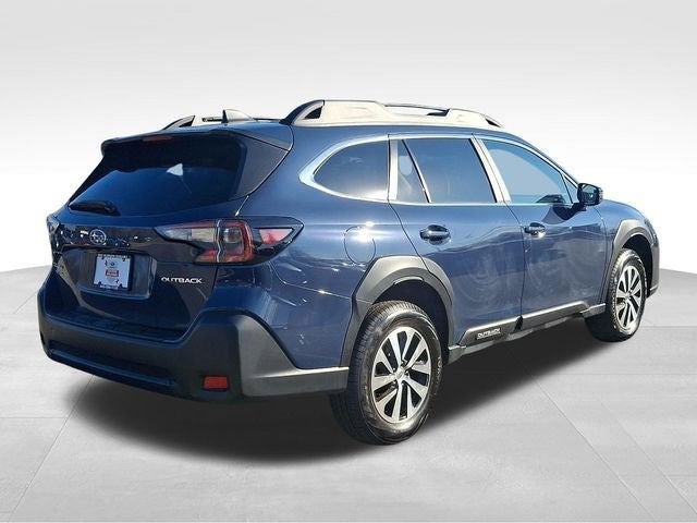 2025 Subaru Outback Base
