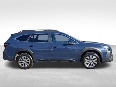 2025 Subaru Outback Base