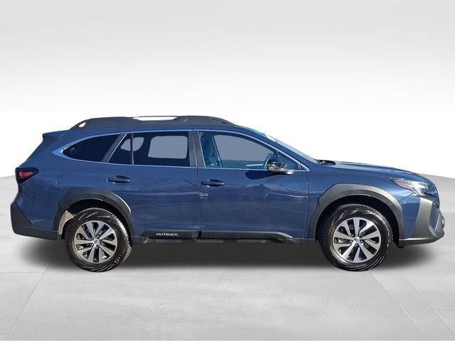2025 Subaru Outback Base
