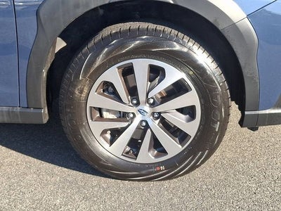 2025 Subaru Outback Base