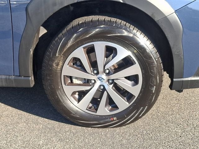 2025 Subaru Outback Base