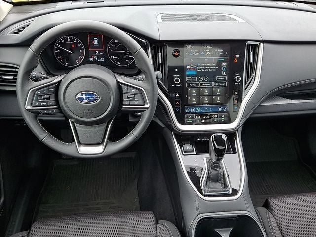 2025 Subaru Outback Base