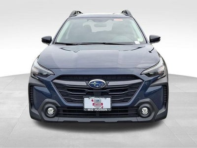 2025 Subaru Outback Base