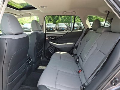 2025 Subaru Outback Base