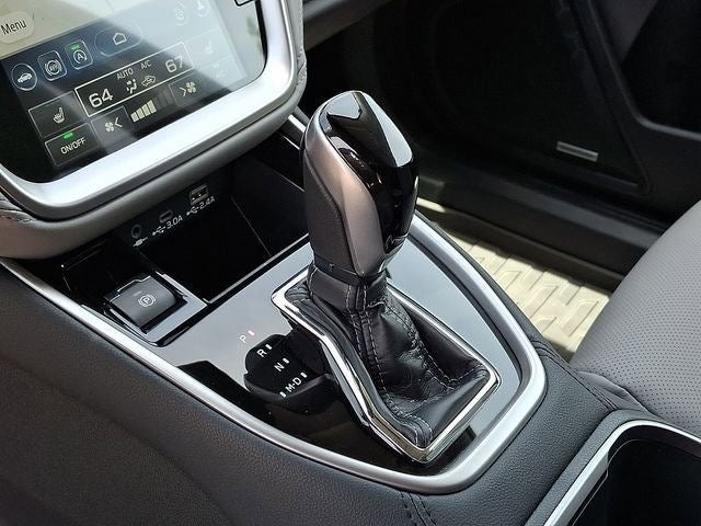 2025 Subaru Outback Base