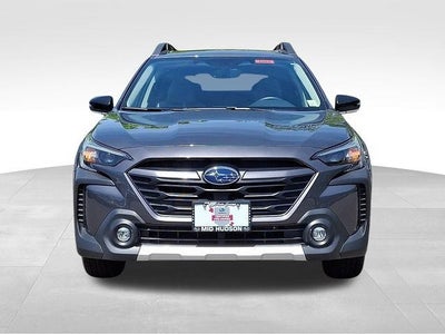 2025 Subaru Outback Base