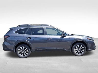 2025 Subaru Outback Base