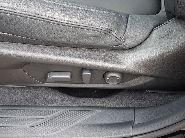 2026 Subaru OUTBACK Base