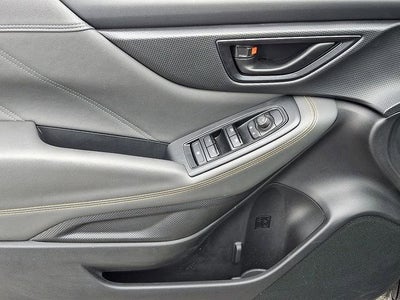 2025 Subaru Forester Base