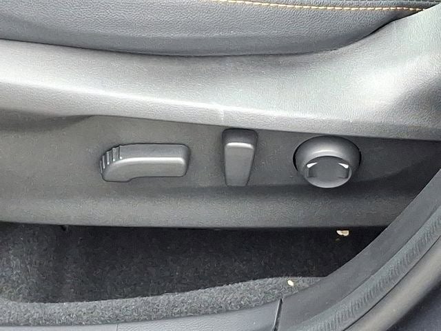 2025 Subaru Forester Base