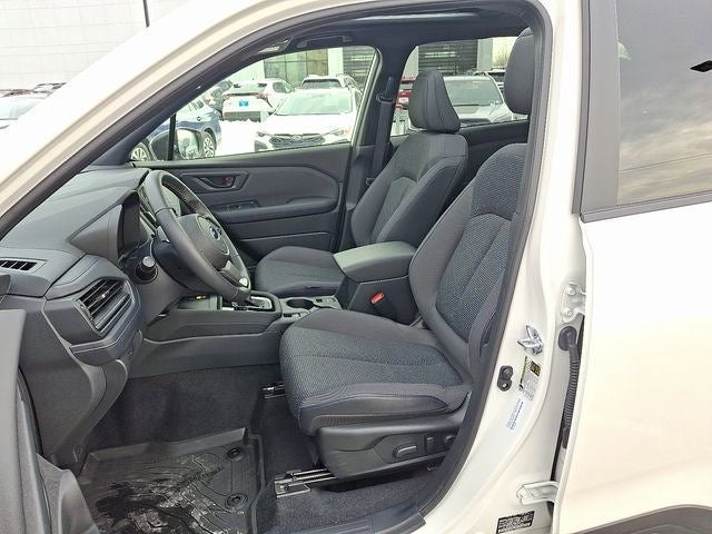 2025 Subaru Forester Base