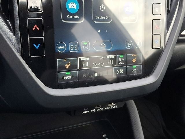 2025 Subaru Forester Base