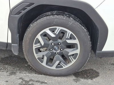 2025 Subaru Forester Base