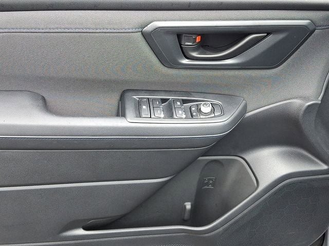 2025 Subaru Forester Base