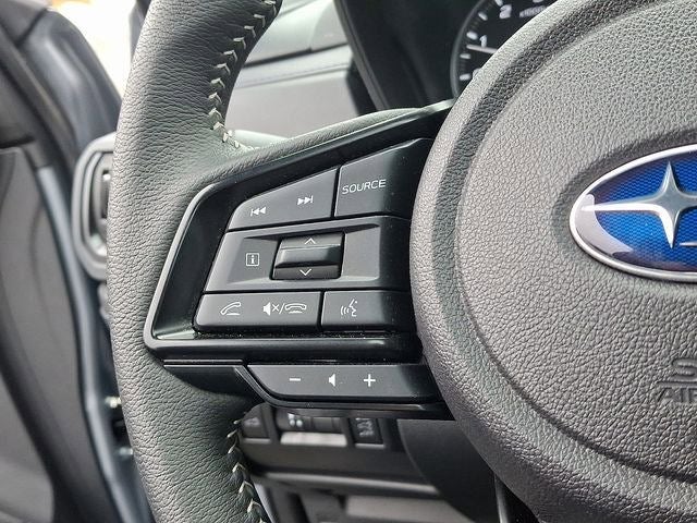 2025 Subaru Forester Base