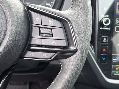 2025 Subaru Forester Base